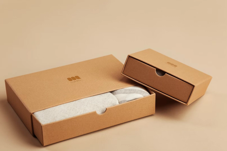 Elevating-Customer-Experience-with-Frustration-Free-Packaging