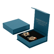Custom Gift Boxes 7 mangetic clocsure necklace